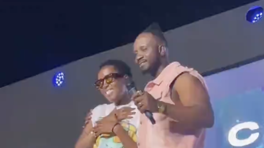 Azawi friends in music