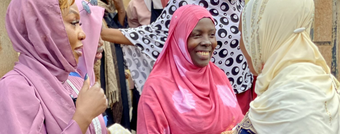 Karole Kasita Shares Iftar Meals With Salama Road Community