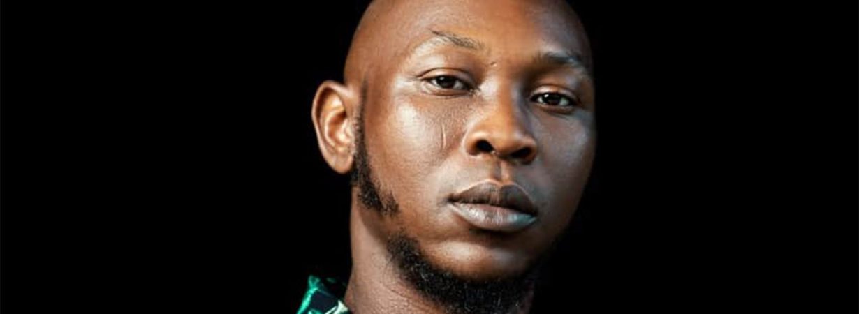 Seun Kuti pastors